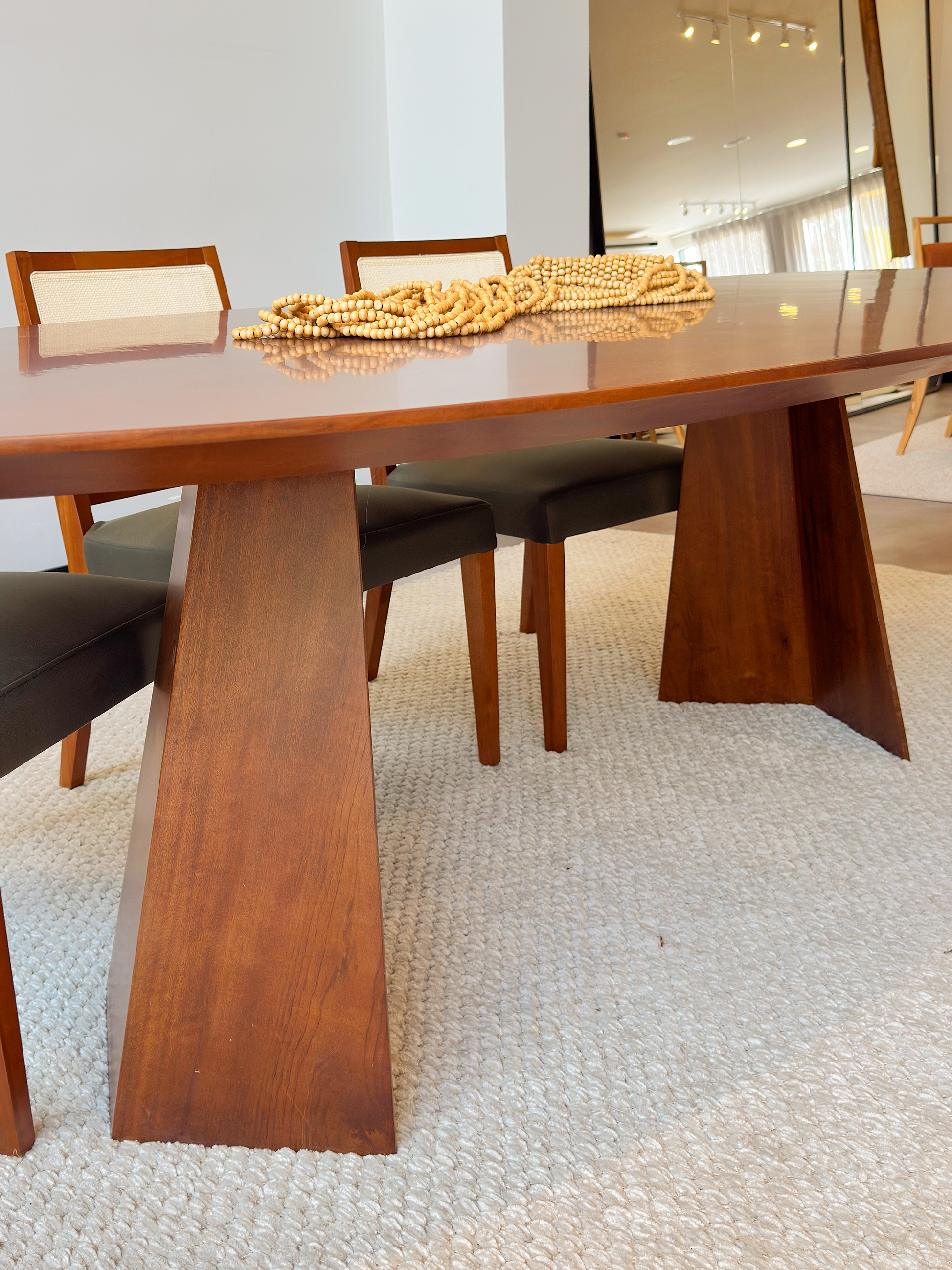Mesa de Jantar Aston