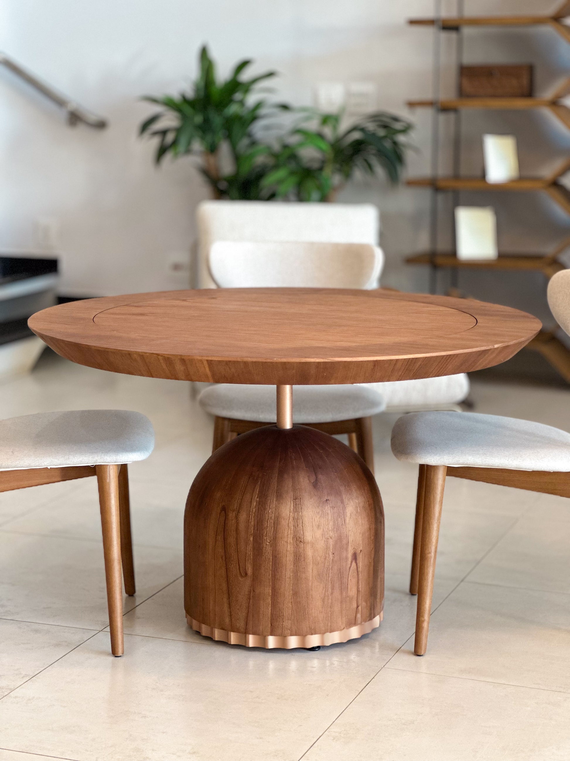Mesa de Carteado e Jantar Sucra