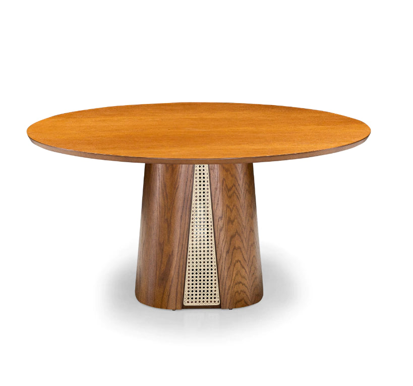 Mesa de Jantar Cônica