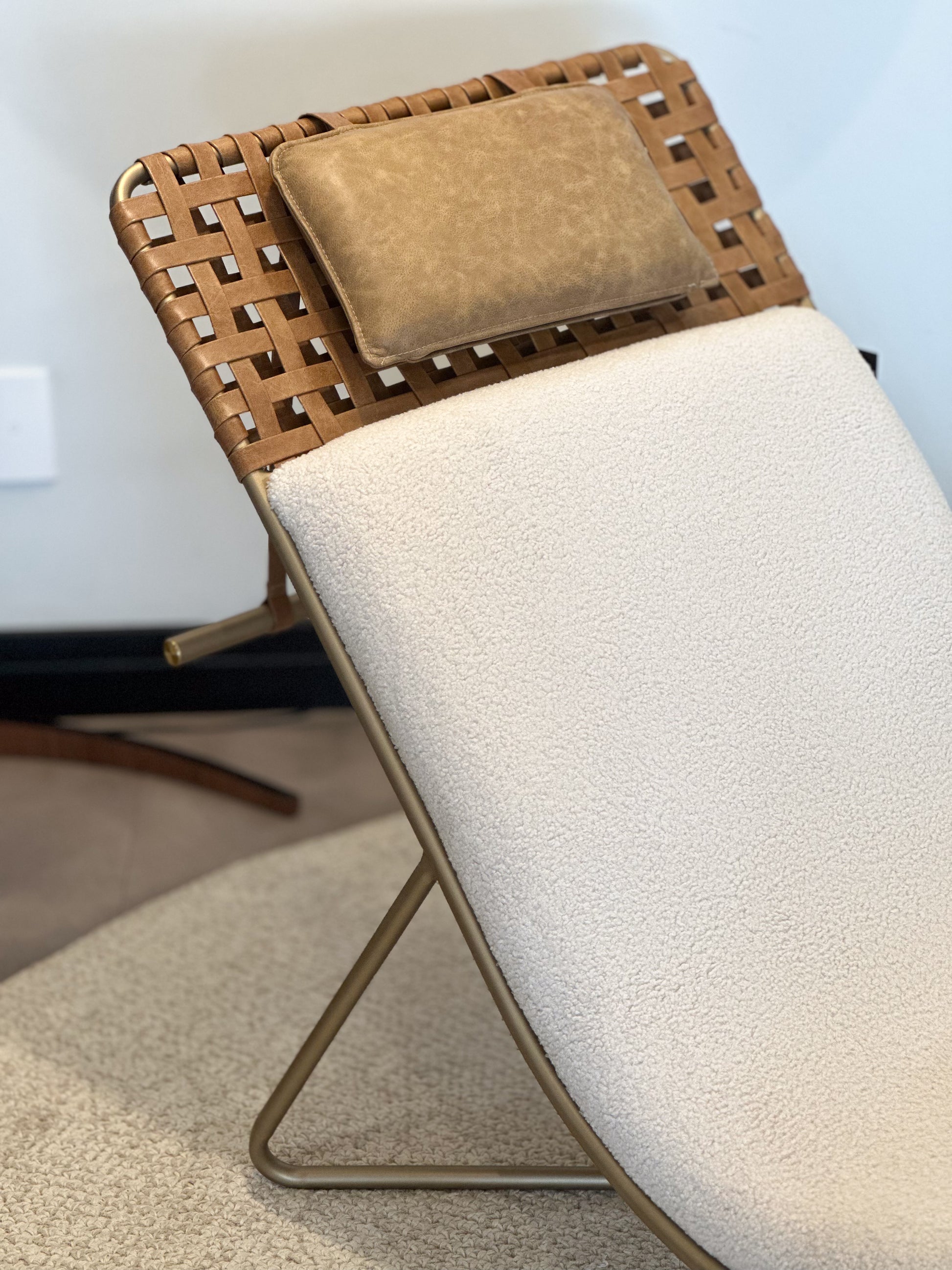Chaise Bouclé