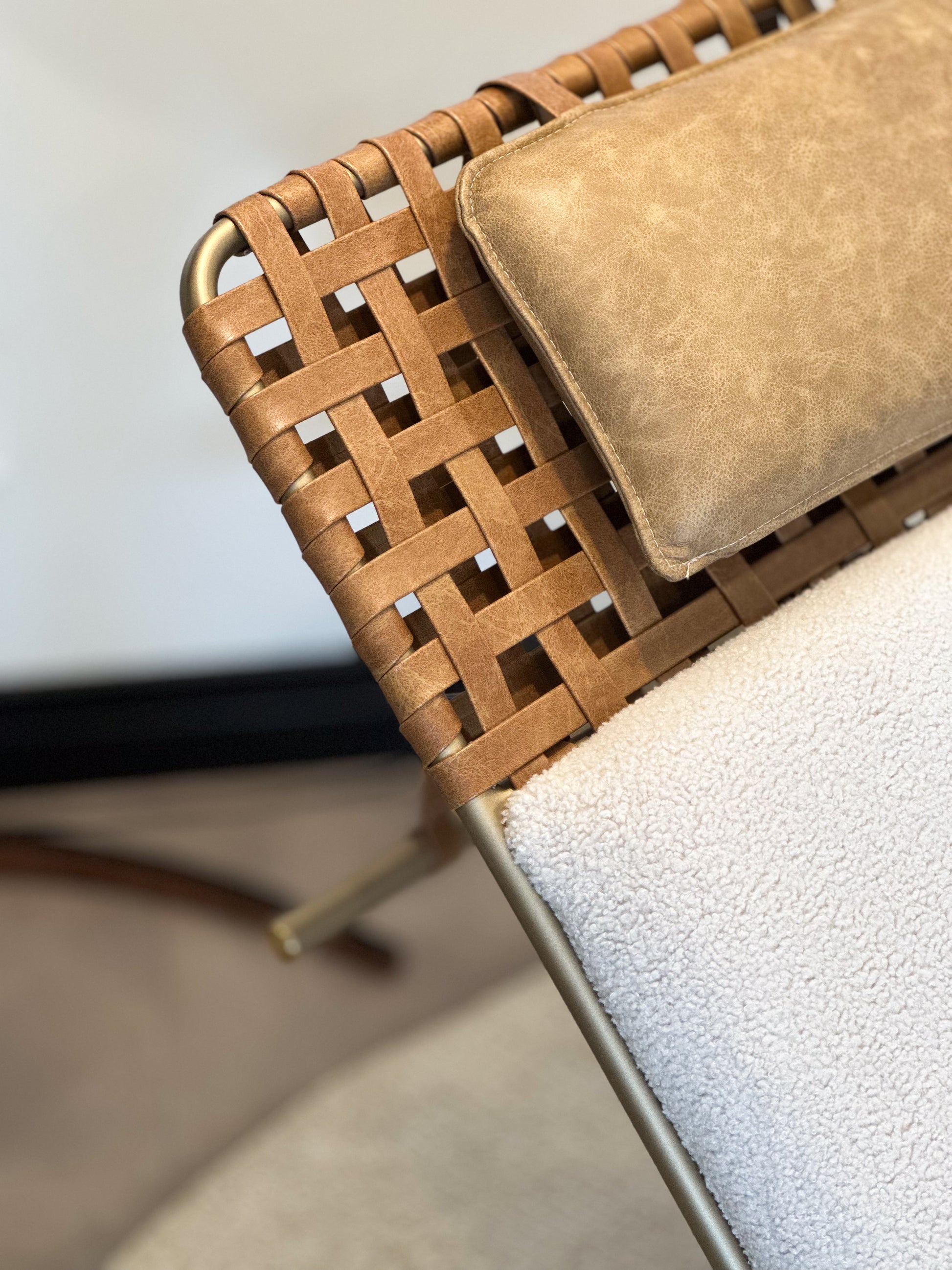 Chaise Bouclé