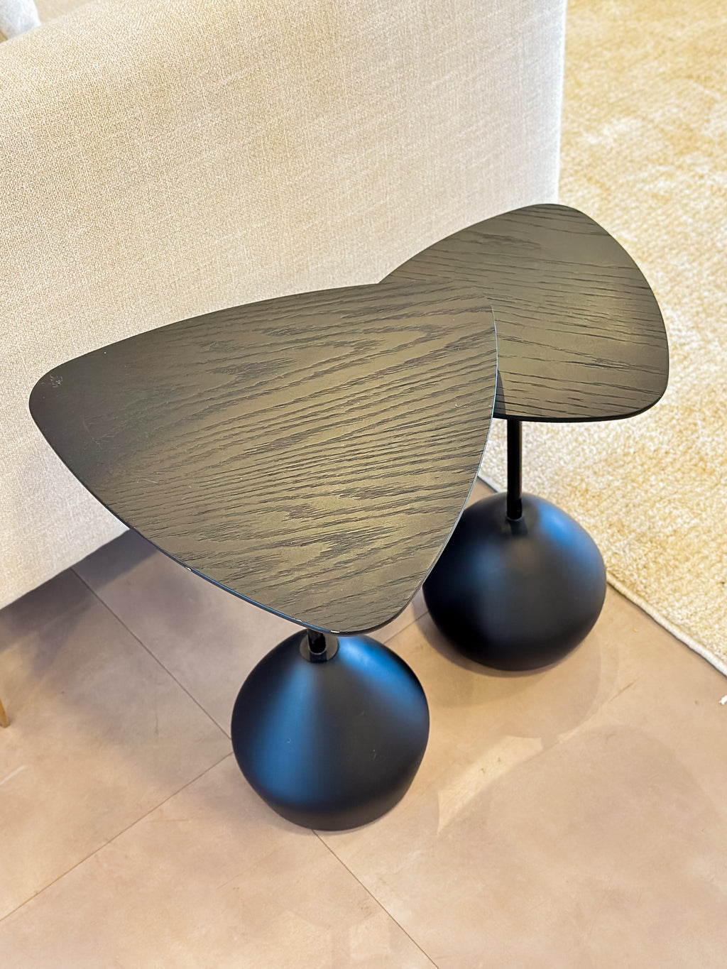 Mesa de Apoio Carvalho Preto