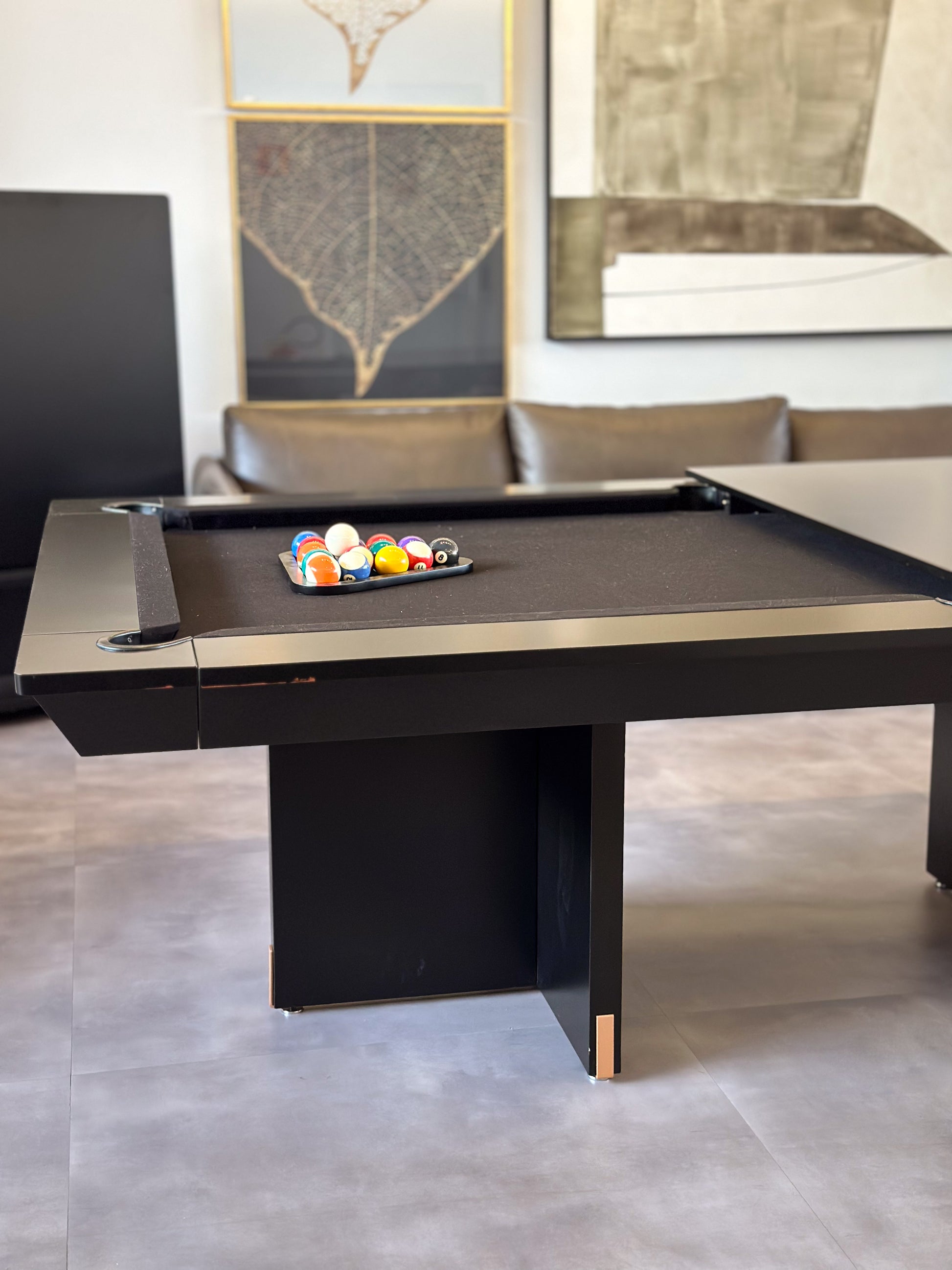 Mesa de Sinuca e Jantar Taloo em Laca Preto