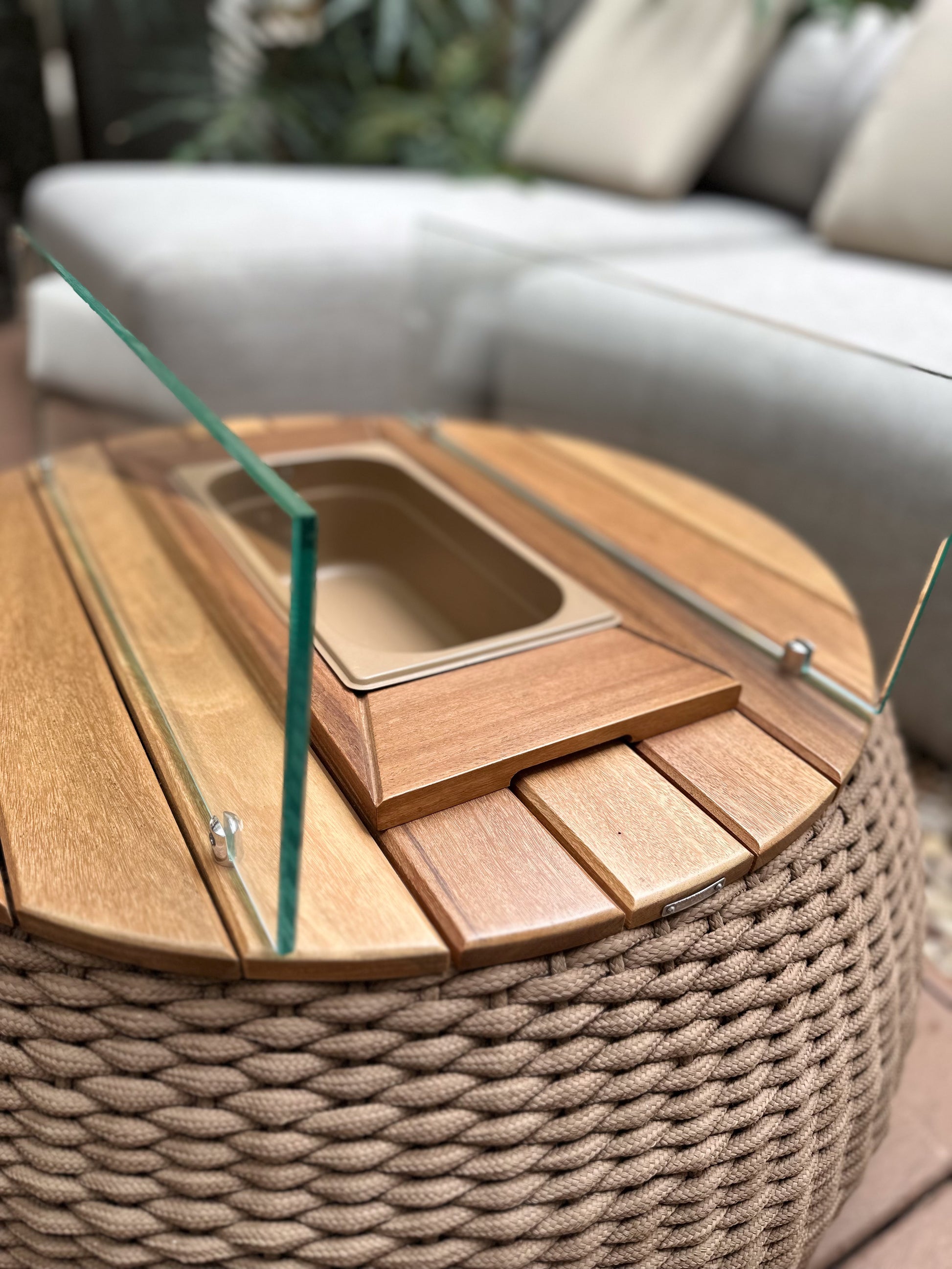 Mesa de Centro com Lareira Lovato