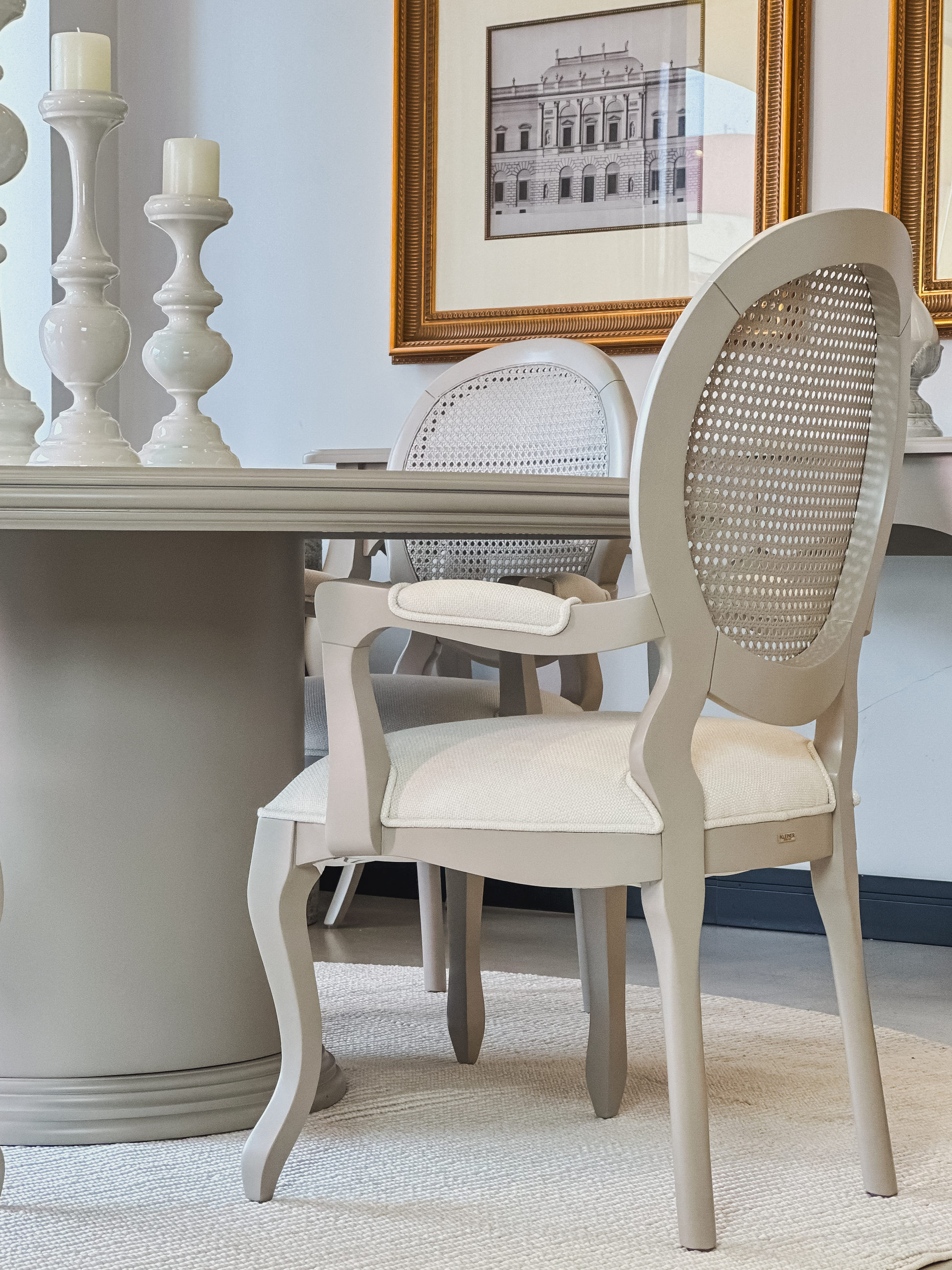 Mesa de Jantar Provençal Redonda 1.58m - Kleiner