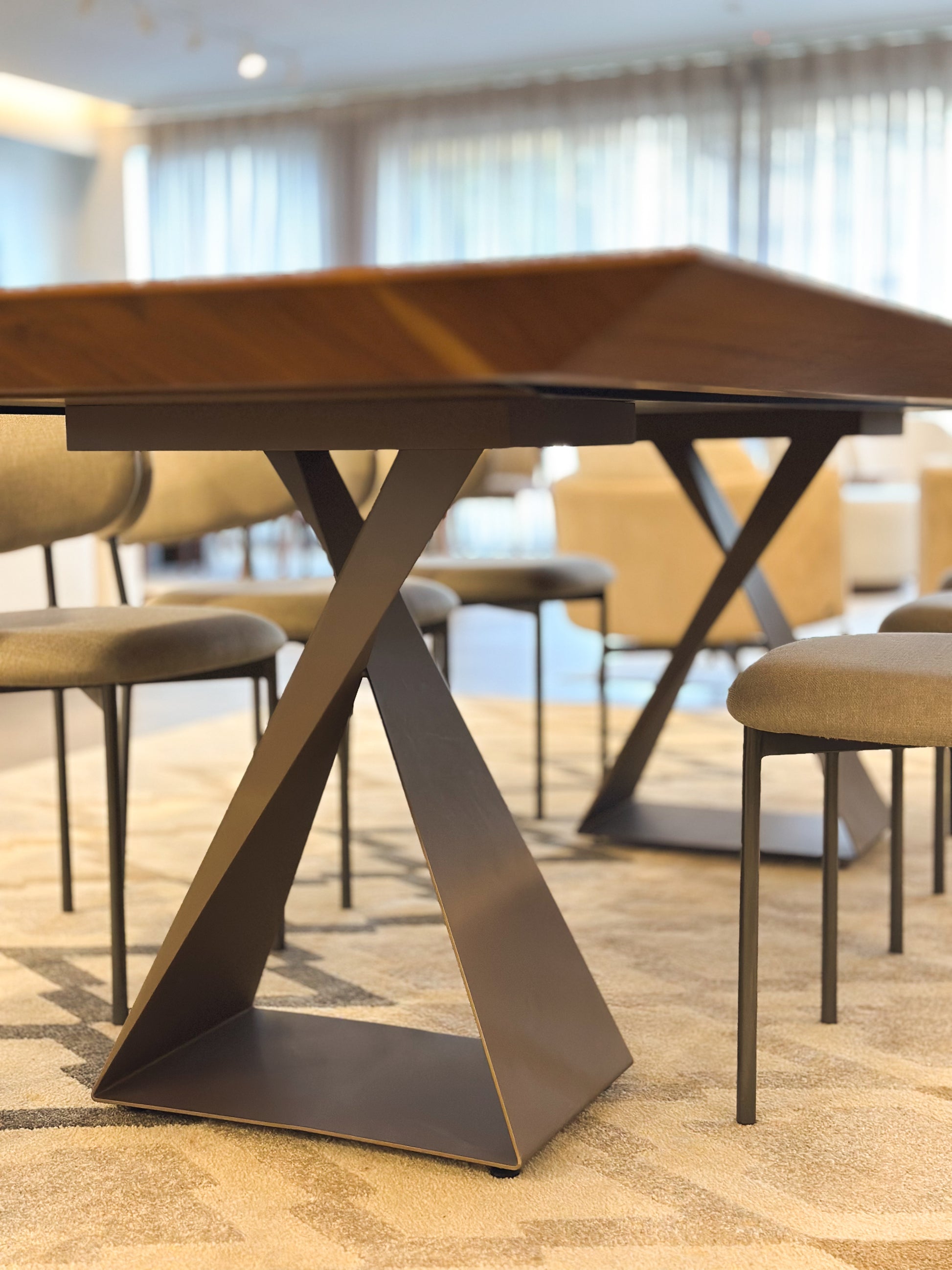 Mesa de Jantar Cronos Uultis