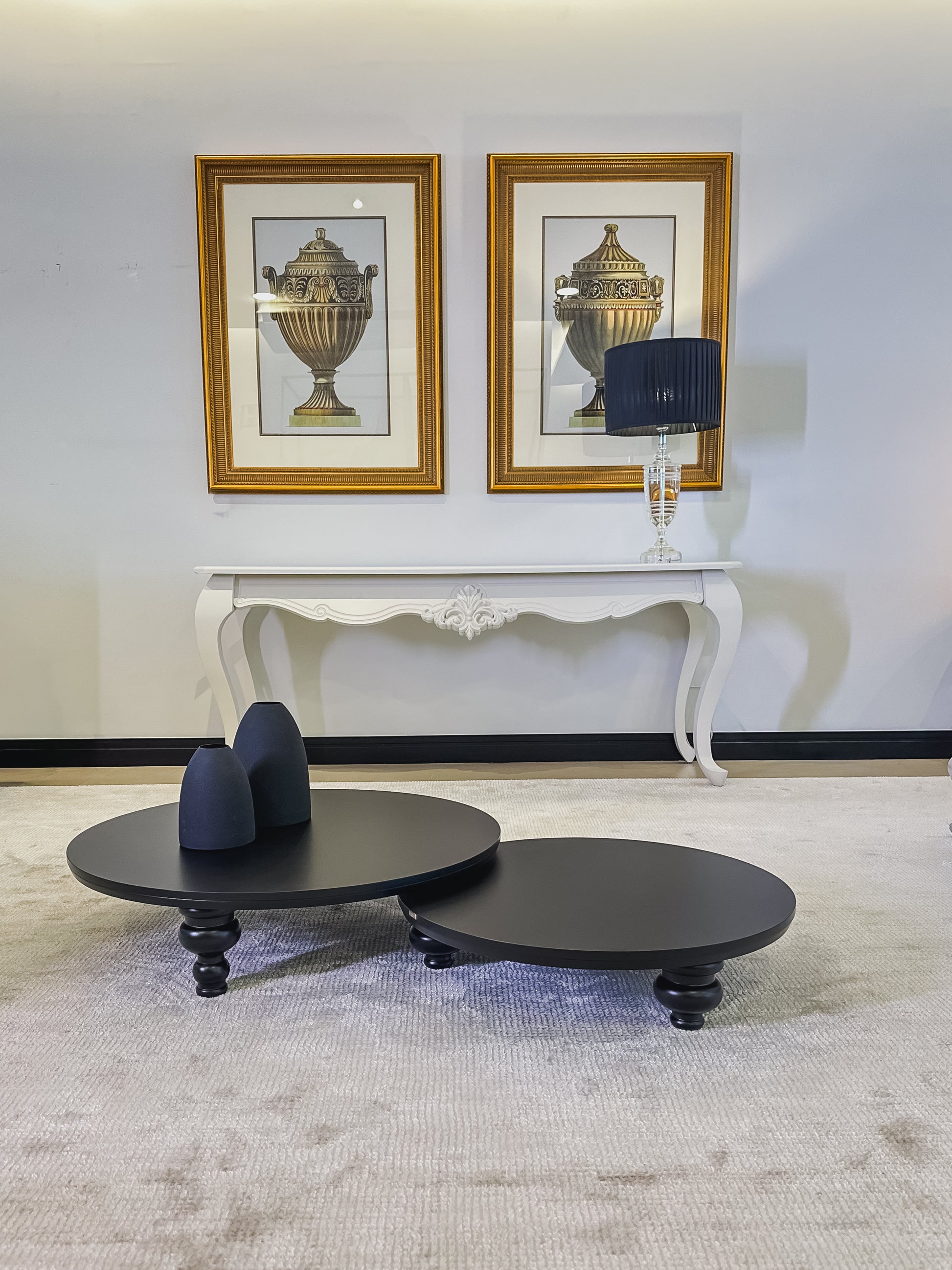 Mesa de Centro Preta - Kleiner