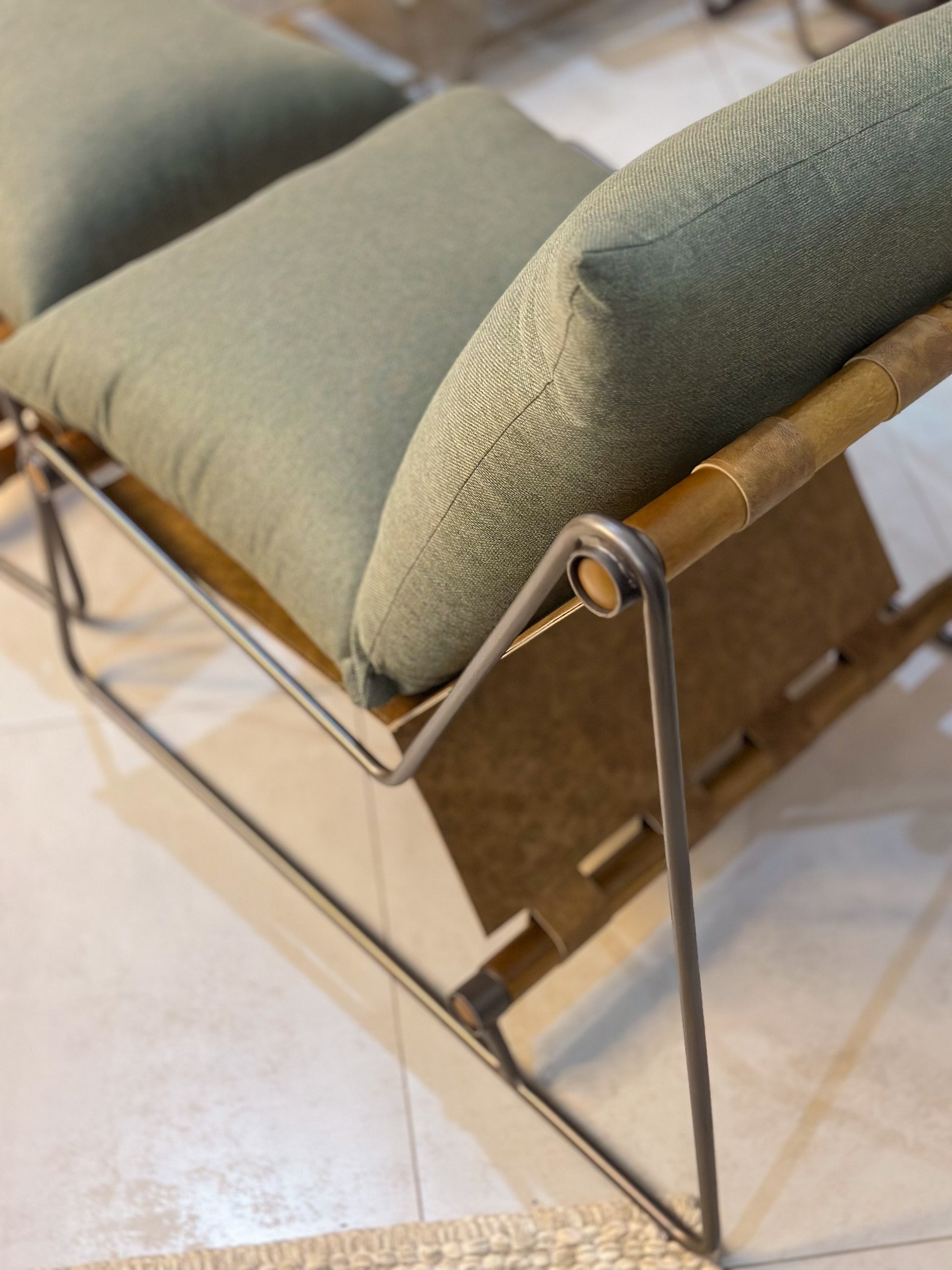 Poltrona Frame com Puff
